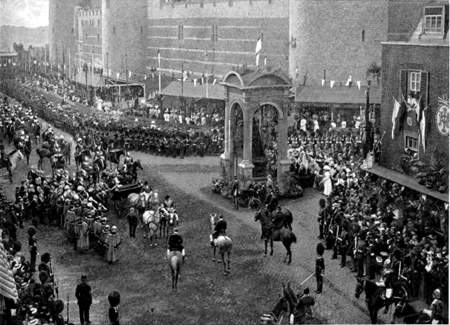 Queen Victoria Statue 1897