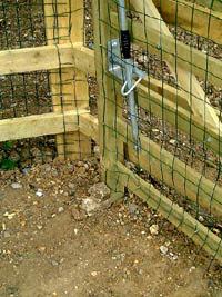 Gate wedged open CU
