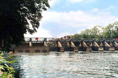 An artist's impression of the weir following construction of the hydro-electric facility