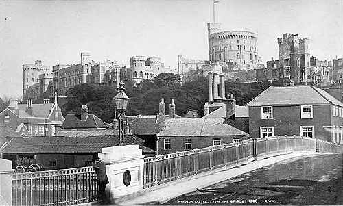 GWW (1308) 1876 View of Windsor Castle from Windsor Bridge