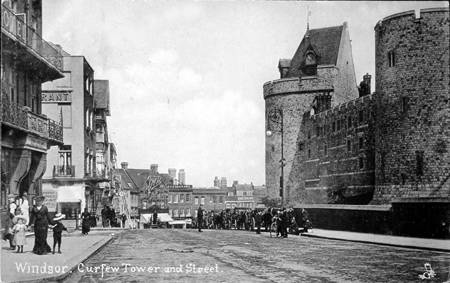 Thames Street c 1904