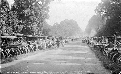 1908 Cars in Long Walk