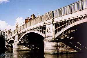 Close up of Windsor Bridge