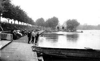 Promeande and boathouses
                      circa 1913